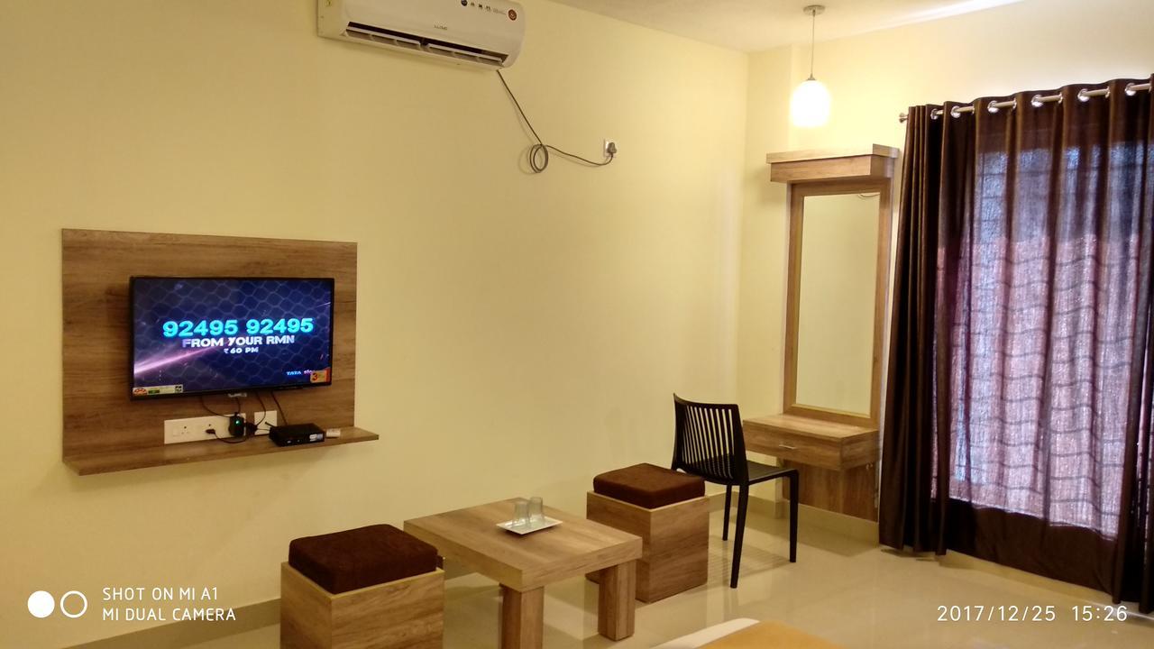 Shesha Kuteera Hotel Subrahmanya Exterior foto